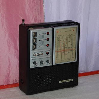 Радиоприемник Меридиан 235 черный