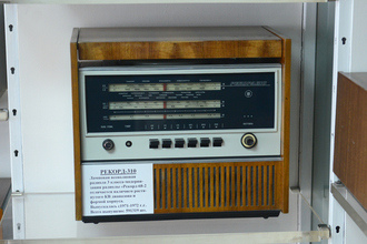 Радиола Рекорд 310
